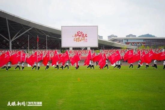 由赵丽颖扮演的女儿国国王与冯绍峰扮演的唐僧之间的凄美爱情故事无疑是本片的一大看点